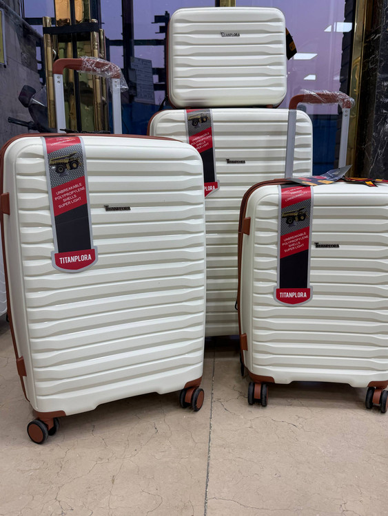 چمدان ۴تیکه